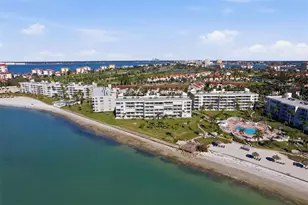 6001 Bahia Del Mar Cir, Saint Petersburg, FL 33715 - Photo 16