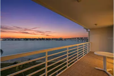6001 Bahia Del Mar Circle #529, Saint Petersburg, FL 33715 - Photo 2