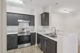 18001 Richmond Pl Dr, Tampa, FL 33647 - Photo 12