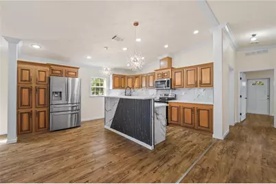 8019 N Meadowview Cir, Tampa, FL 33625 - Photo 8