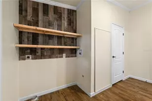 8019 N Meadowview Cir, Tampa, FL 33625 - Photo 20