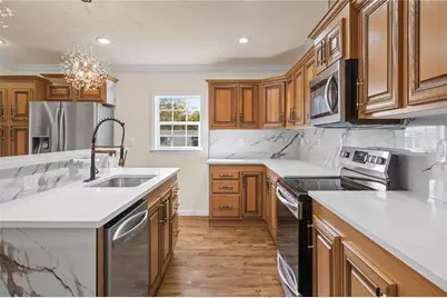 8019 N Meadowview Cir, Tampa, FL 33625 - Photo 10