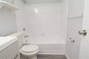 8635 Mallard Reserve Dr, Tampa, FL 33614 - Photo 24