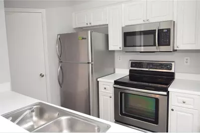 8635 Mallard Reserve Drive #103, Tampa, FL 33614 - Photo 6