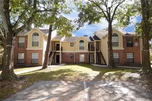 8635 Mallard Reserve Dr, Tampa, FL 33614 - Photo 2