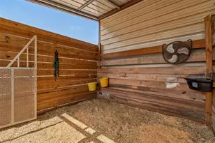 8736 23rd St, Zephyrhills, FL 33540 - Photo 8