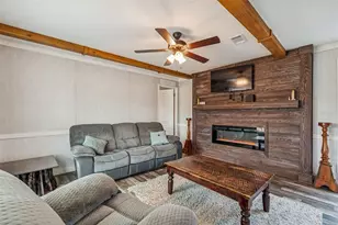 8736 23rd St, Zephyrhills, FL 33540 - Photo 20