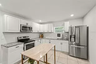 4542 19th Ave S, Saint Petersburg, FL 33711 - Photo 6