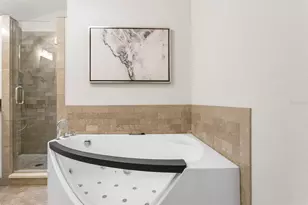 446 13th Ave NE, Saint Petersburg, FL 33704 - Photo 26