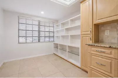 2020 Lakeview Drive #105, Clearwater, FL 33763 - Photo 4