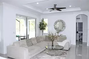 19730 Preservation Woods Dr, Lutz, FL 33558 - Photo 16