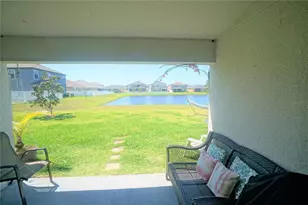 12337 Ballentrae Forest Dr, Riverview, FL 33579 - Photo 16