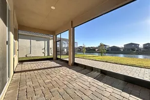 32801 Tree of Life Ave, Wesley Chapel, FL 33543 - Photo 24