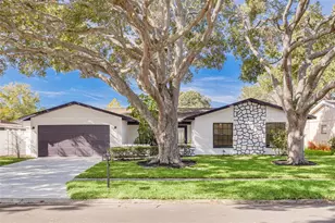 2034 58th Way N, Clearwater, FL 33760 - Photo 1