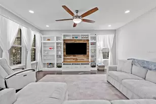 135 24th Ave S, Saint Petersburg, FL 33705 - Photo 4