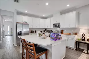 2915 Grand Kemerton Pl, Tampa, FL 33618 - Photo 10