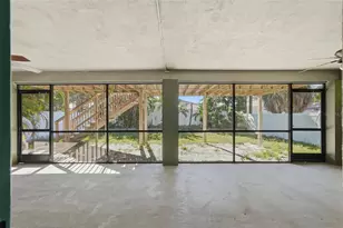 1858 Michigan Ave NE, Saint Petersburg, FL 33703 - Photo 26