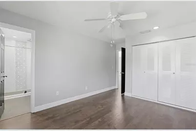 1858 Michigan Avenue NE, Saint Petersburg, FL 33703 - Photo 18