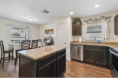 1722 Chatham Green Circle, Ruskin, FL 33570 - Photo 6