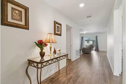 1722 Chatham Green Circle, Ruskin, FL 33570 - Photo 4