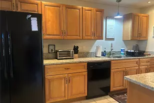 2105 Cordova Green, Seminole, FL 33777 - Photo 6