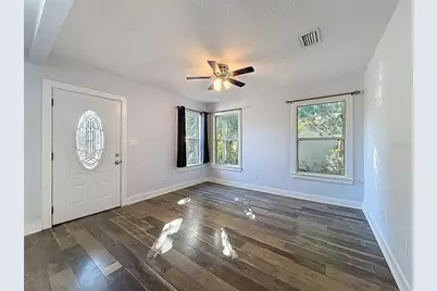 3126 Queen Street N, Saint Petersburg, FL 33713 - Photo 8