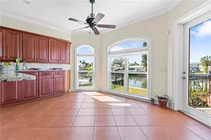 3952 Versailles Dr, Tampa, FL 33634 - Photo 30