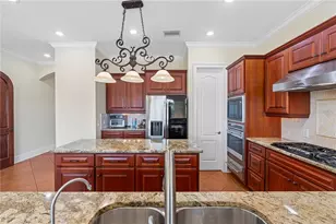 3952 Versailles Dr, Tampa, FL 33634 - Photo 26