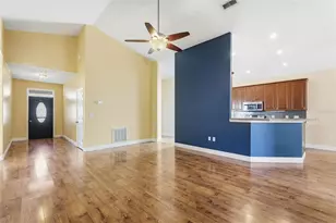 37438 Picketts Mill Ave, Zephyrhills, FL 33542 - Photo 12