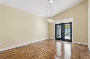 37438 Picketts Mill Ave, Zephyrhills, FL 33542 - Photo 14