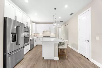 6791 Alstead Circle, Lakewood Ranch, FL 34202 - Photo 2