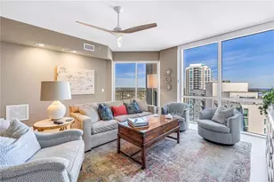 300 Beach Dr NE, Saint Petersburg, FL 33701 - Photo 10