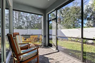 810 Ruddy Quail Pl, Sun City Center, FL 33573 - Photo 4