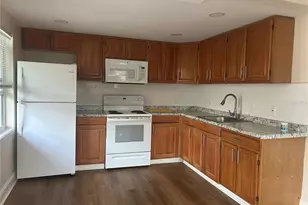 2824 Meadow View Ave, Largo, FL 33771 - Photo 4