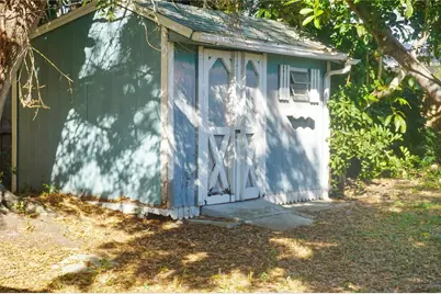 385 Dolphin Avenue SE, Saint Petersburg, FL 33705 - Photo 14