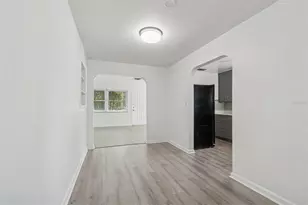 2900 49th Street N, Saint Petersburg, FL 33710 - Photo 8