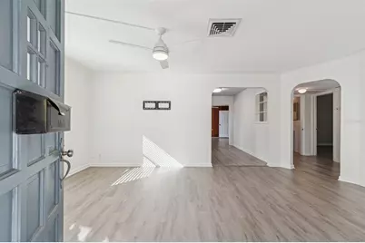 2900 49th Street N, Saint Petersburg, FL 33710 - Photo 6