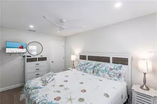 6020 Midnight Pass Rd, Sarasota, FL 34242 - Photo 10