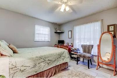 39748 Meadowood Loop, Zephyrhills, FL 33542 - Photo 22