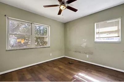 4560 68th Street N, Saint Petersburg, FL 33709 - Photo 12