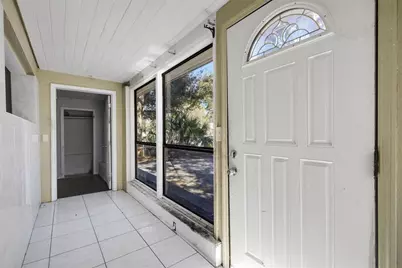 4560 68th Street N, Saint Petersburg, FL 33709 - Photo 2