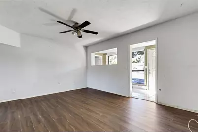 4560 68th Street N, Saint Petersburg, FL 33709 - Photo 4