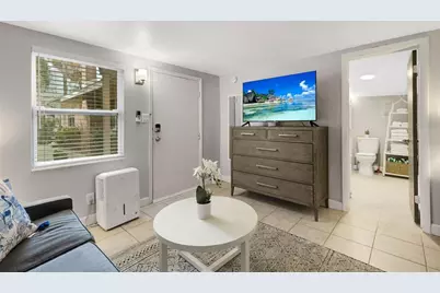 18 Heilwood Street, Clearwater, FL 33767 - Photo 2