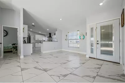 12004 Colonial Estates Lane, Riverview, FL 33579 - Photo 4