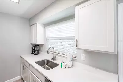 6020 Midnight Pass Road #20, Sarasota, FL 34242 - Photo 10