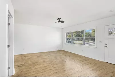 207 S Duncan Avenue, Clearwater, FL 33755 - Photo 10