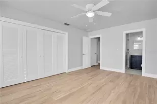 8651 Gulf Blvd, Saint Pete Beach, FL 33706 - Photo 20