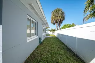 8651 Gulf Blvd, Saint Pete Beach, FL 33706 - Photo 26