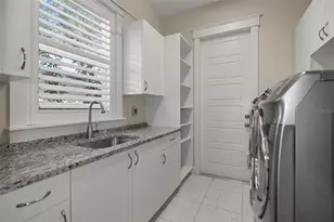 158 21st Ave N, Saint Petersburg, FL 33704 - Photo 24