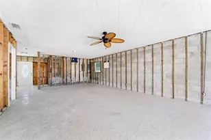 14555 N Bayshore Dr, Madeira Beach, FL 33708 - Photo 12